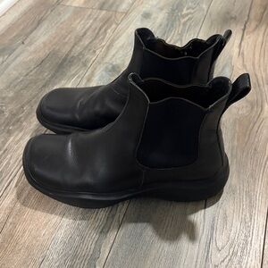 💓PRADA VINTAGE VIBRAM HYBRID CHELSEA BOOTS SIZE 8.5💓